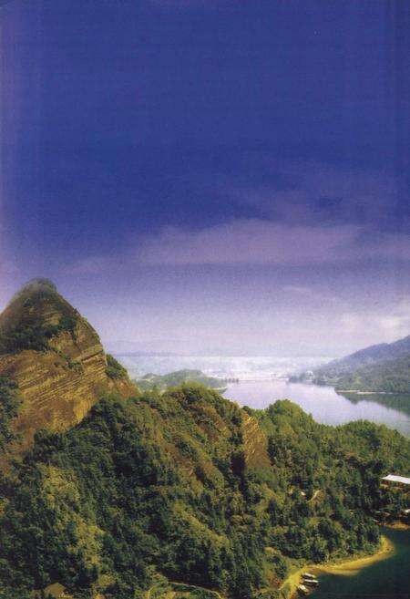 《《铜鼓县人大志》(1929-2003)》.pdf_江西省志预览图2