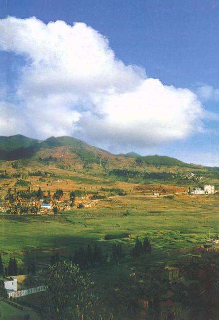 《六街乡志(1257-2007)》.pdf_云南省志预览图3