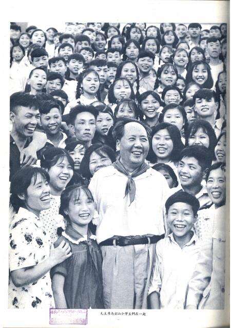 新疆画报1963年第03期.pdf电子版_新疆维吾尔族自治区志预览图2