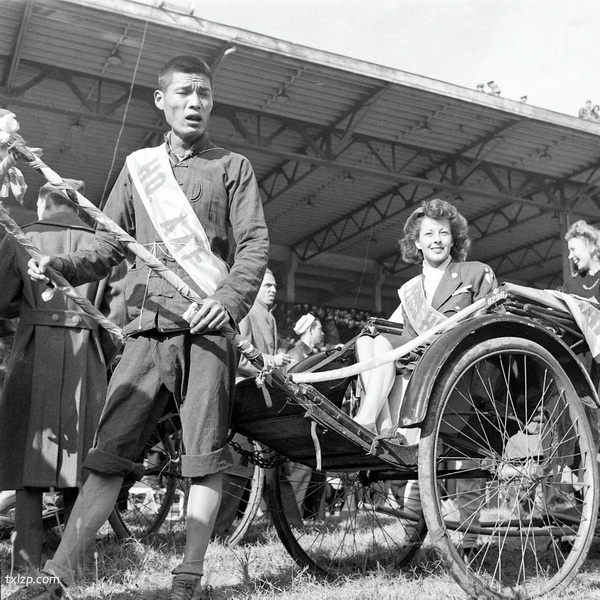 《拉克斯的中国摄影集》 1945-1946年全套影集预览图1