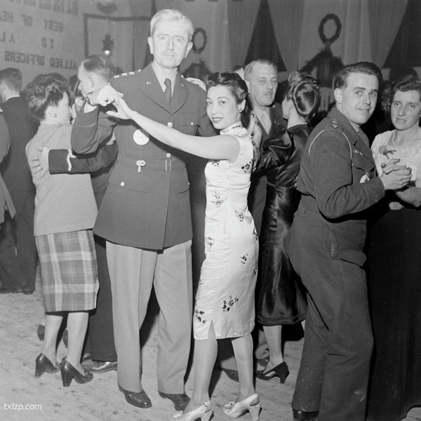 《拉克斯的中国摄影集》 1945-1946年全套影集预览图4