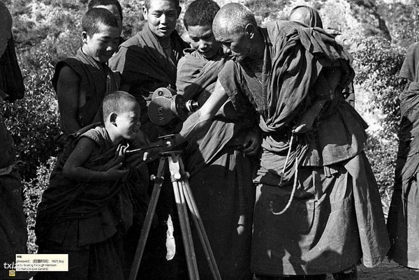 《哈里森.福尔曼的中国摄影集》1930年代 影集下载预览图1