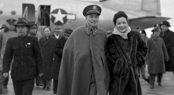 《考夫曼的中国摄影集》1945-1949年 全套影集预览图2