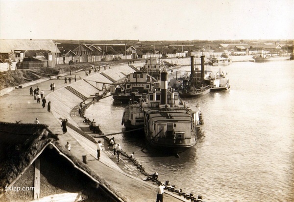 1934年黑龙江富锦市 城市风光及百姓生活老照片预览图