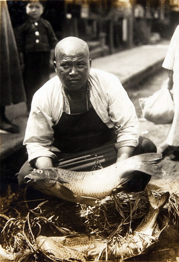 1934年黑龙江富锦市 城市风光及百姓生活老照片预览图7