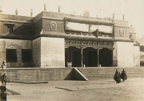 1929年辽宁阜新 90多年前的瑞应寺等老照片