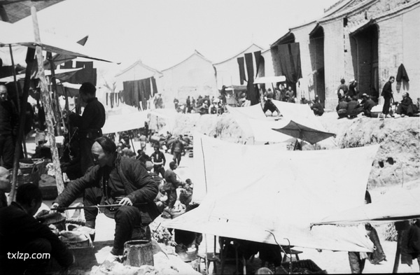 1930年代海映光拍摄的甘肃平凉街景预览图5