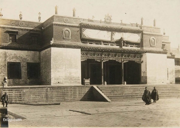 1929年辽宁阜新 90多年前的瑞应寺等老照片预览图1