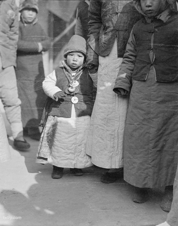 1919年保定老照片 保定城墙|百姓过年祈福烧香预览图14