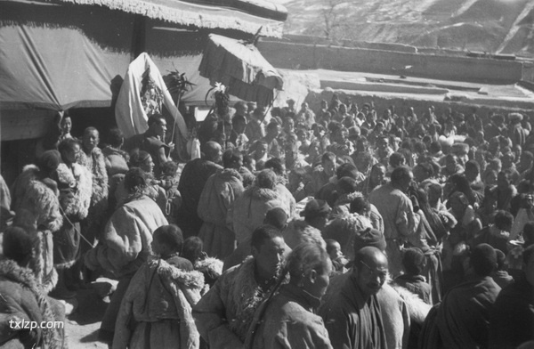 1932-1933年青海循化文都寺的转香巴活动现场实录预览图13