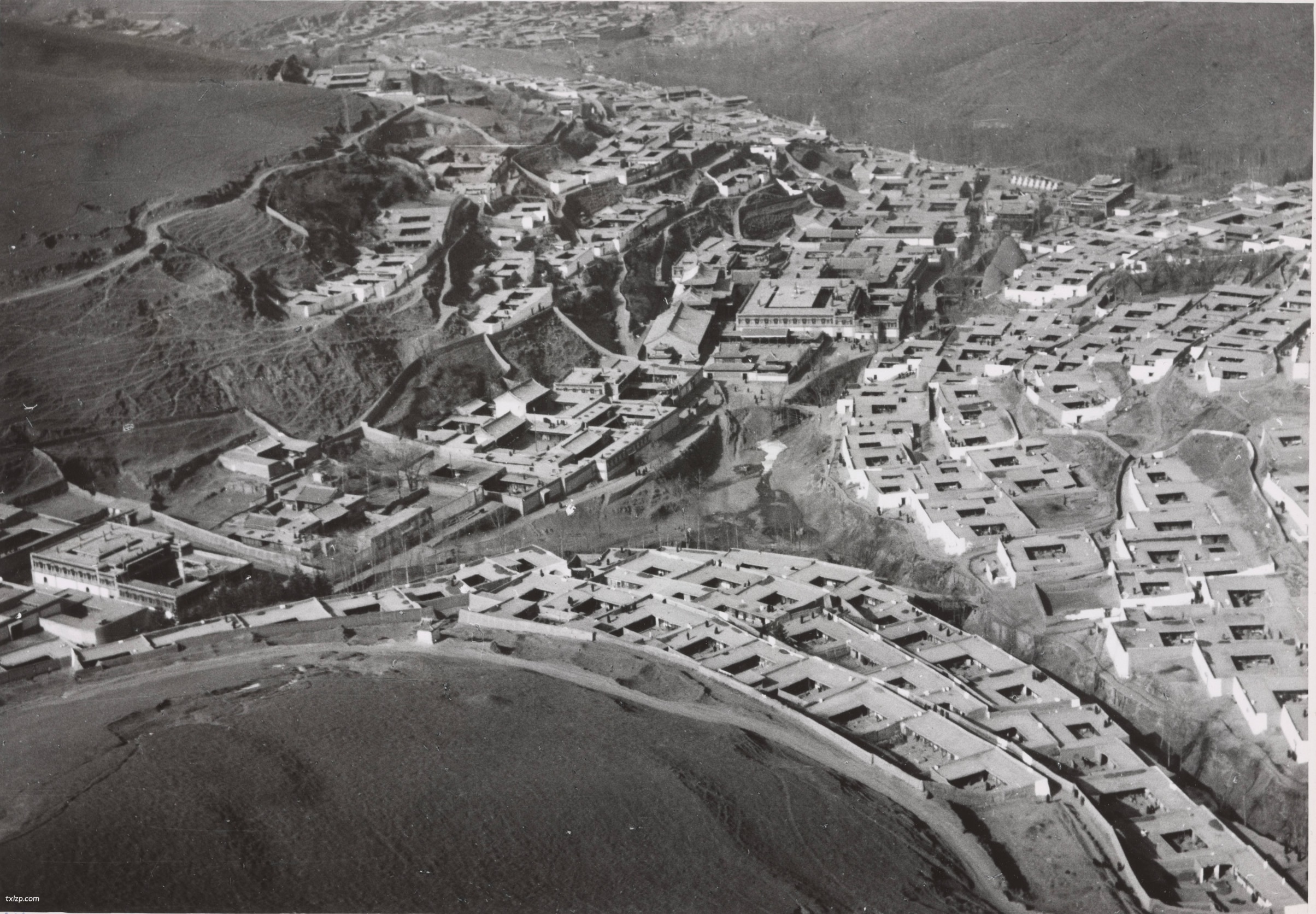 1940年西宁老照片 德国飞行员航拍的民国西宁（上）预览图1